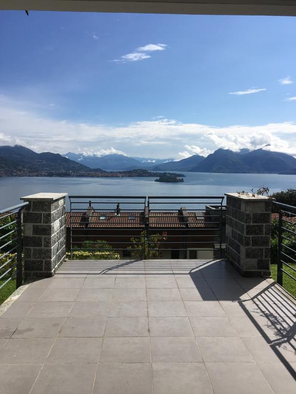 Armonie Del Lago - Lakeview Retreat With Private Garden, Pool & Jacuzzi Baveno Bagian luar foto