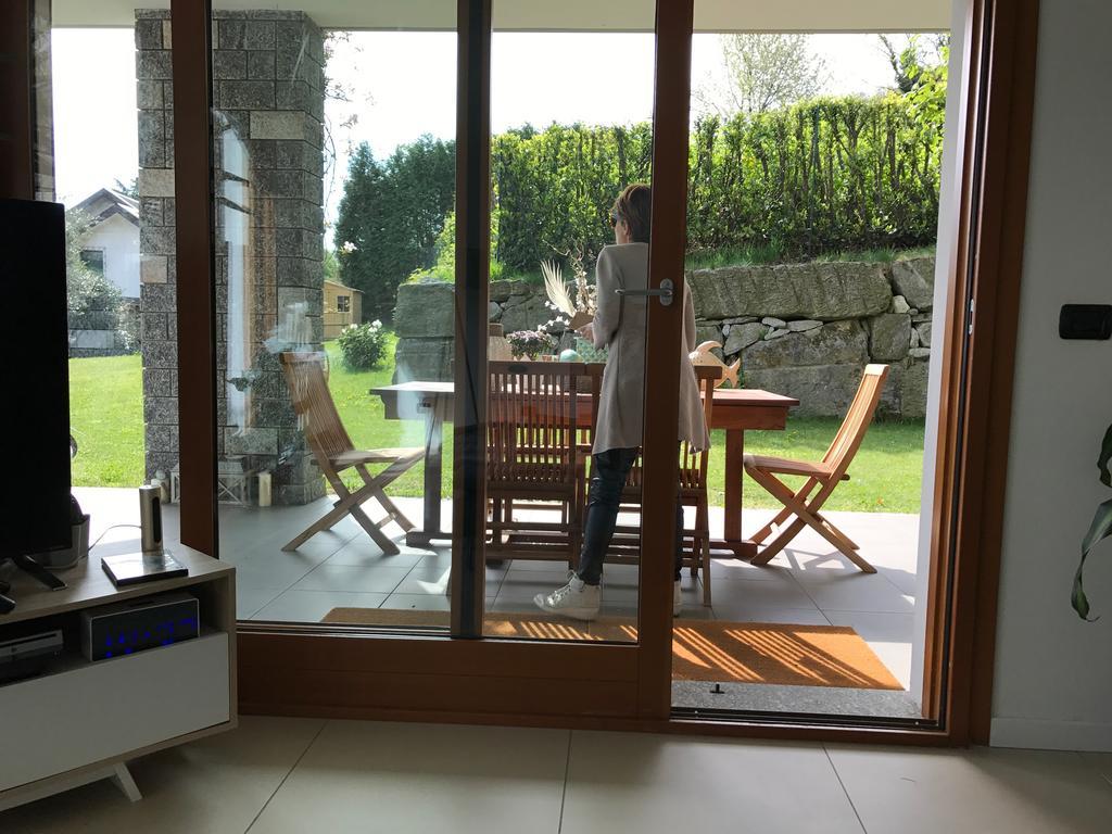 Armonie Del Lago - Lakeview Retreat With Private Garden, Pool & Jacuzzi Baveno Bagian luar foto